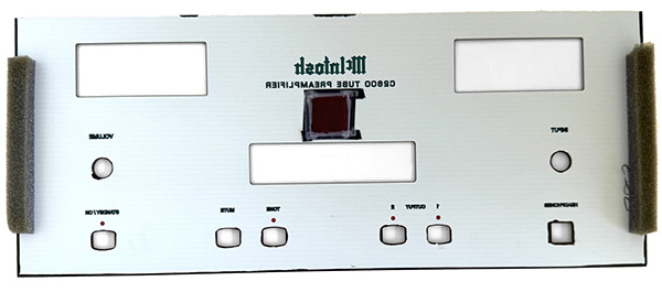McIntosh C2600 Glass back