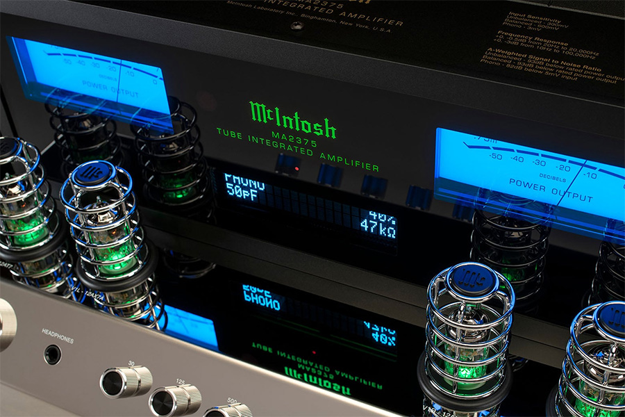 McIntosh MA2375 display