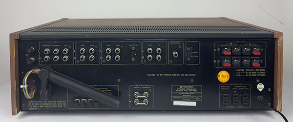 SX850 back